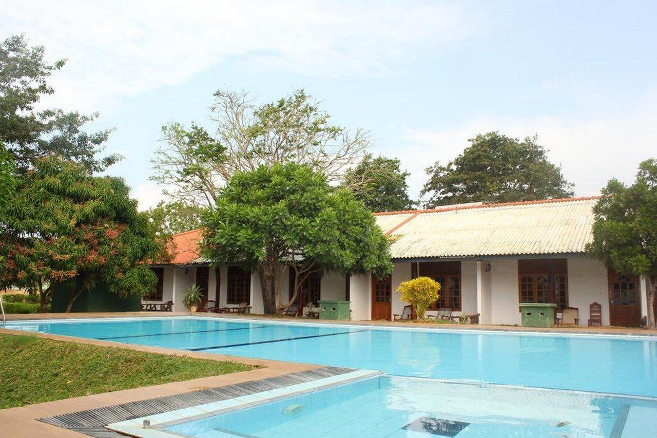 Wila Safari Hotel Тиссамахарама Экстерьер фото